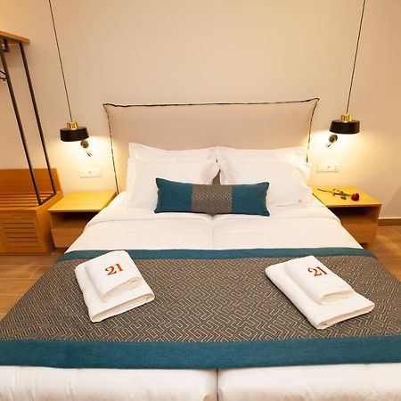 No21 Luxury Suites Tesalonika Bagian luar foto